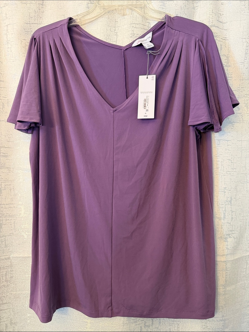 Liz Claiborne Lavender V-Neck Short Sleeve Top